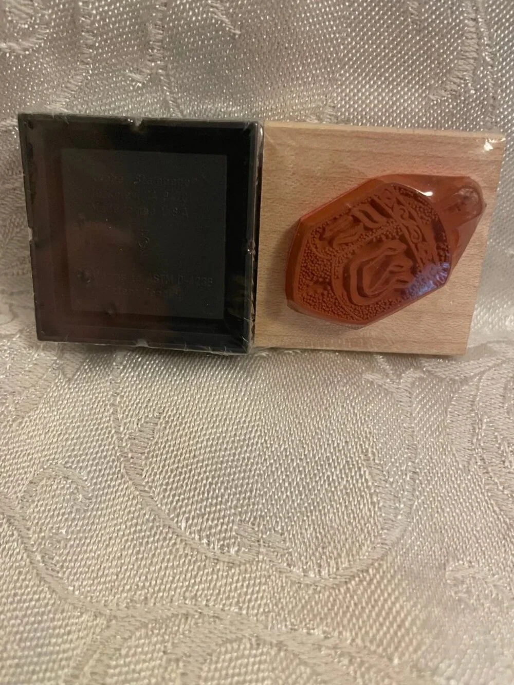 1996 Rubber Stampede Dreidel Stamp with Wood Top and Royal Blue Prism Ink Pad